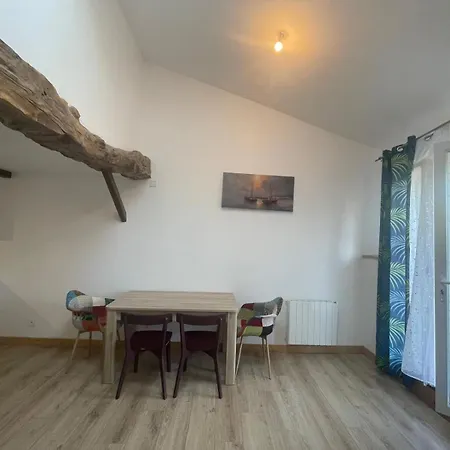 L'ormeau Apartment *