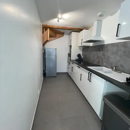 L'ormeau Apartment